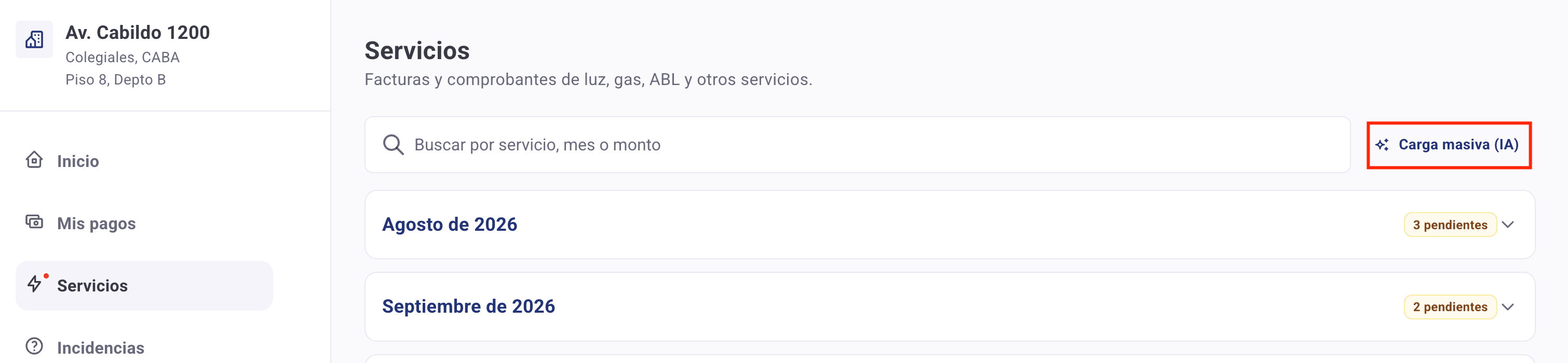 Pantalla Servicios con el botón Carga masiva (IA) resaltado, arriba a la derecha junto al buscador